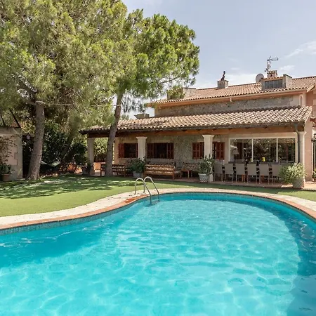 Marjals Villa *